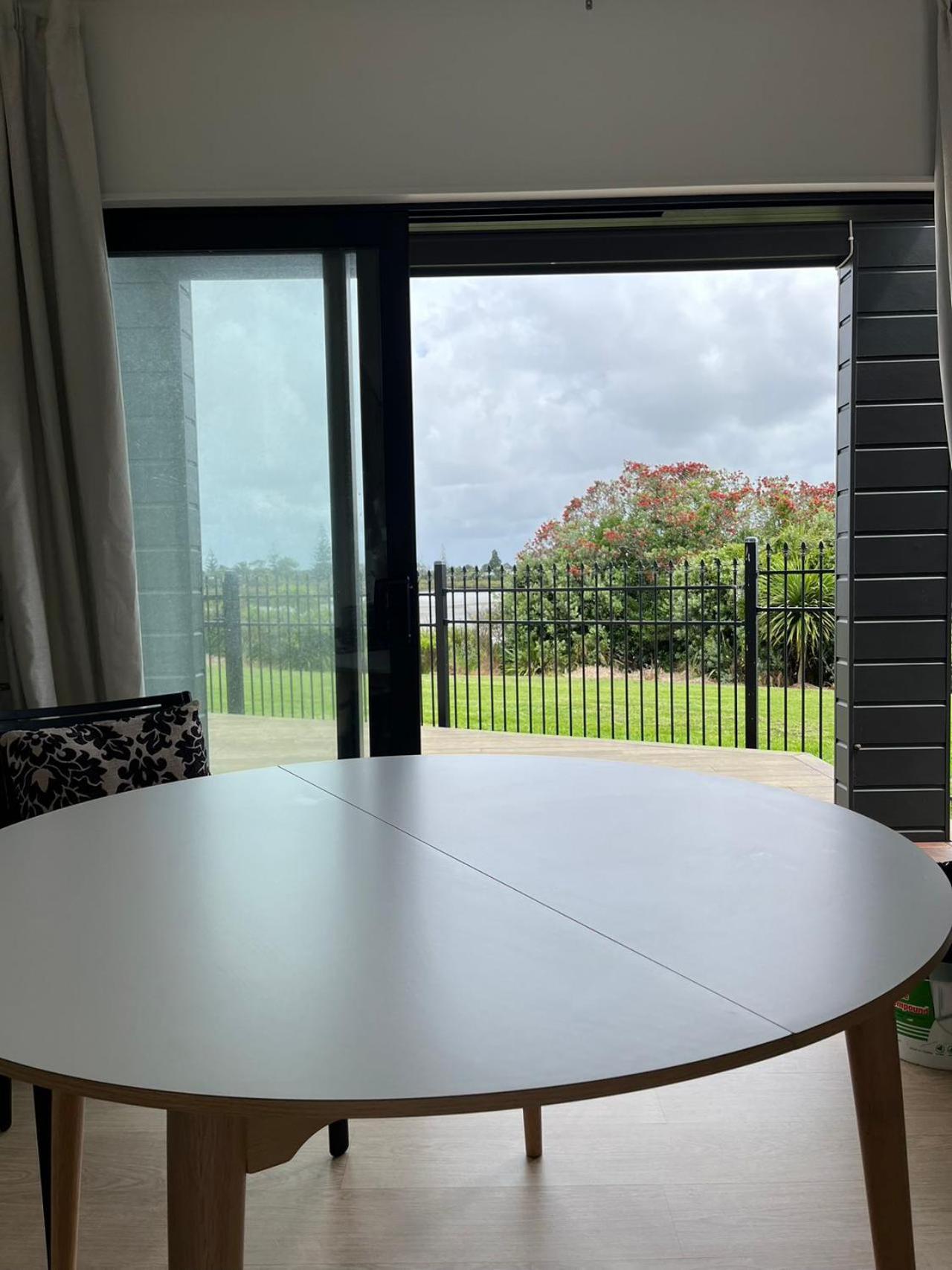 Relax By The Tamaki River Auckland Exterior photo